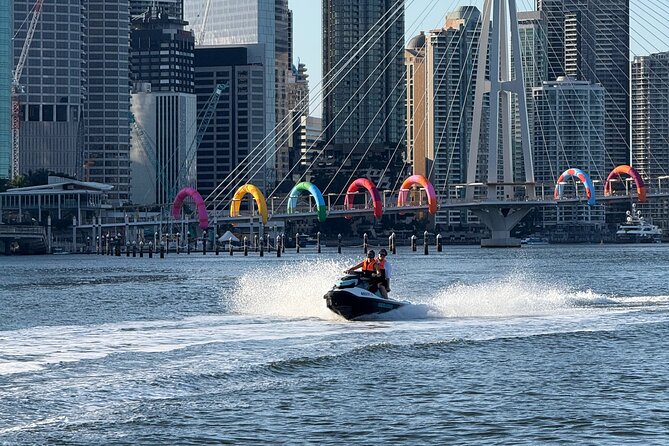 2 Hour Brisbane River Jetski Adventure - The twin Gateway Bridges