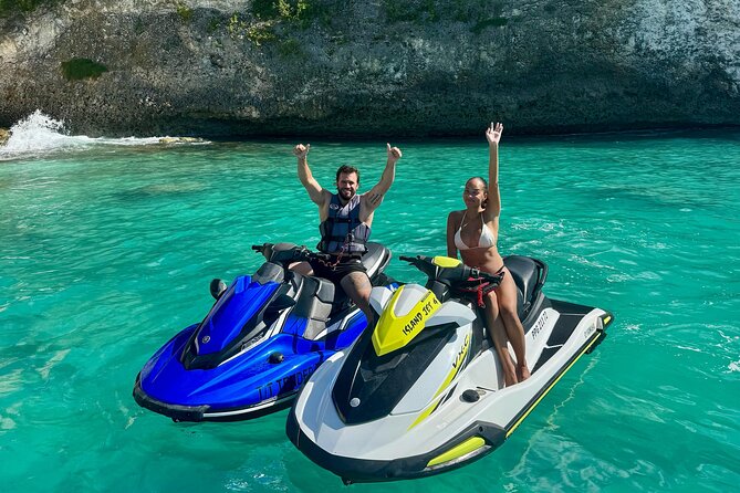 2 Hours Private Jet Ski Tour in Saint Martin with free passenger - Marigot Bay and Fort Louis