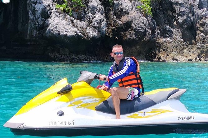 3-Hour Jet Ski Safari from Koh Samui to Pig Island or Koh Phangan - Group size, guides, and the pace of the outing