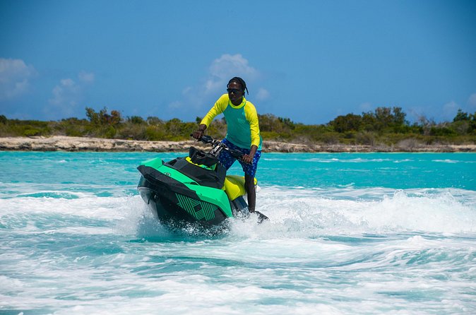 Abandoned Shipwreck Jet Ski Tour - Who can ride and how the private format helps