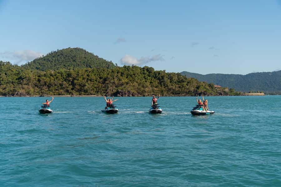 Airlie Beach: Jet Ski Safari Hour of Power and Marine Life - Looking for turtles, dugongs, dolphins, and whales