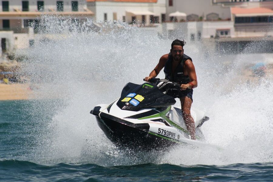 Algarve: Jet Ski Rental in Armação de Pêra - Key points at a glance
