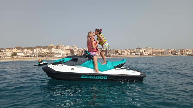 Alicante: Jet Ski Session 30min with instructor - Thirty minutes of spray, speed, and Alicante views