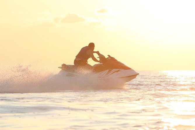 Aruba Jet Ski Rental — Exciting Water Adventures Await - Single-seater or double-seater?