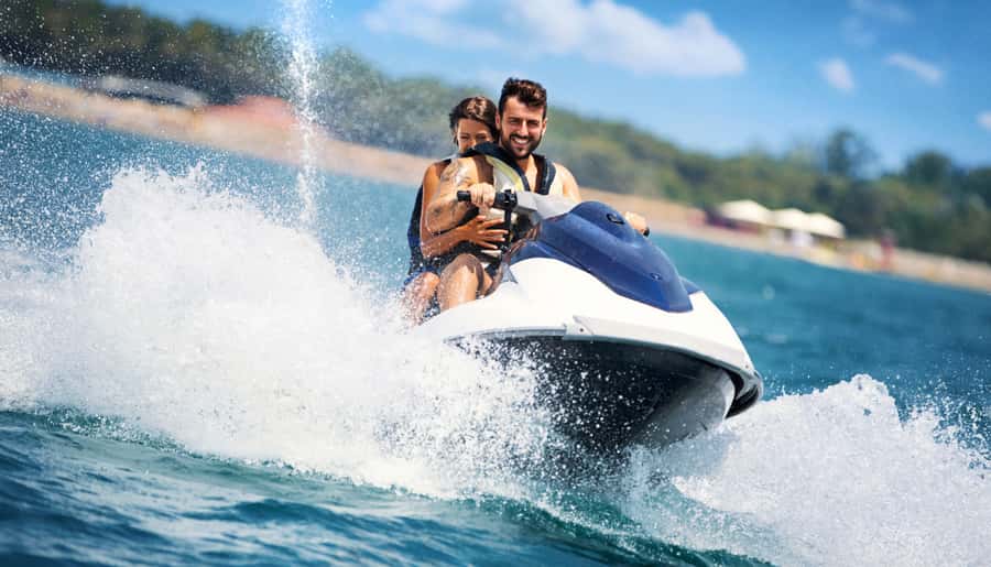 Bali: Parasailing, Jet Ski & Uluwatu Tour with Kecak Dance - Jet Ski time on the Indian Ocean
