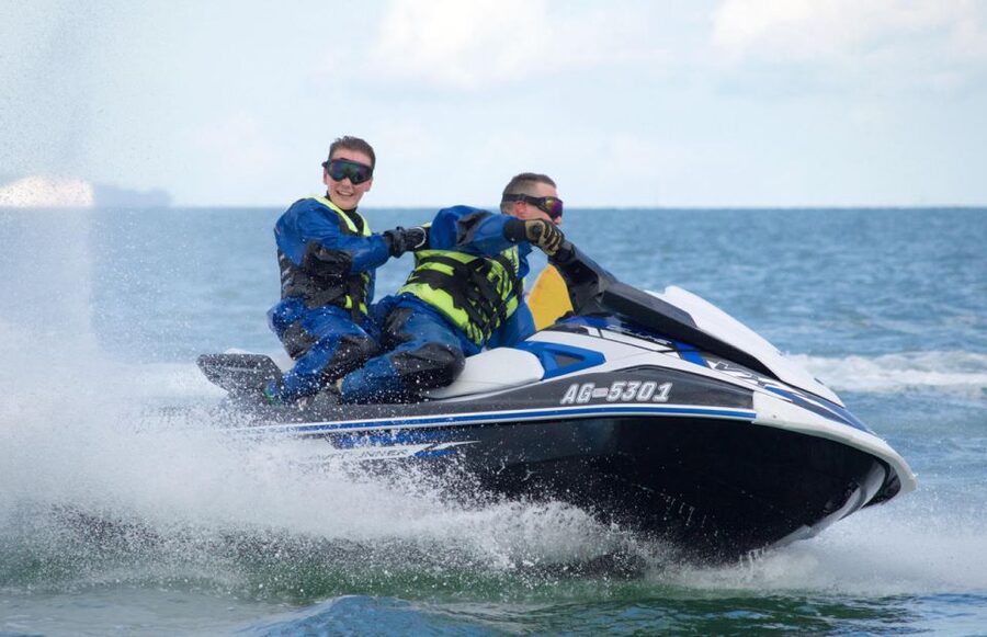 Brighton: Jetski Ride - Opening the throttle toward Brighton Piers