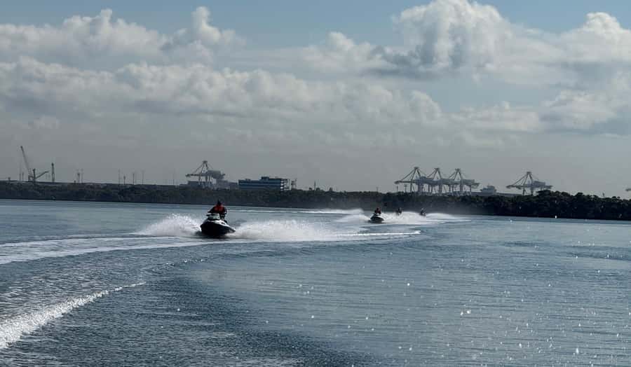 Brisbane: Half-Day Jetski Adventure to Moreton Bay Islands - Lunch at Straddie Brewing Co