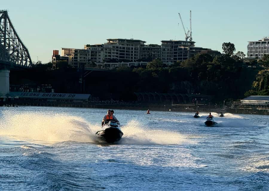 Brisbane: Sunset Jetski Tour on the Brisbane River - South Bank from the water