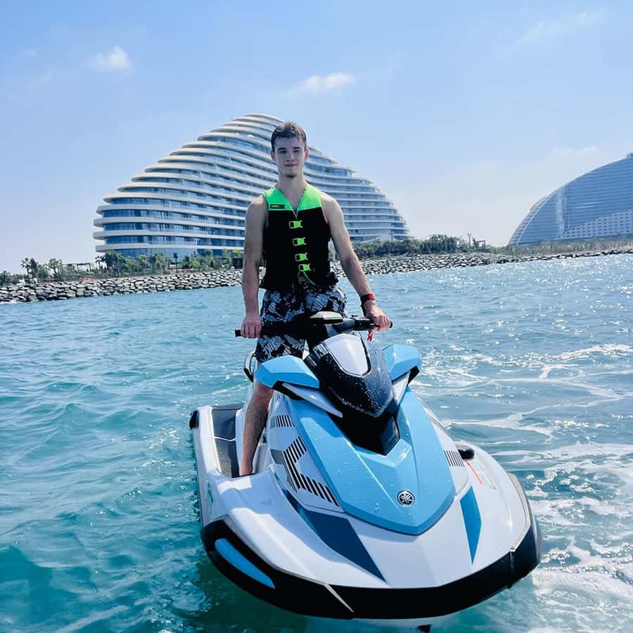 Burj Al Arab View: Thrilling 30-Minute Jet Ski Tour in Dubai - What is included, and what you need to bring