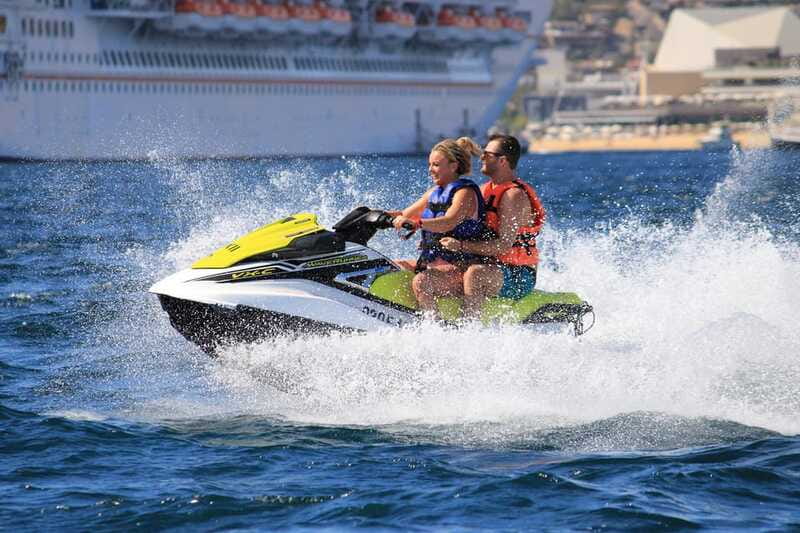 Cabo San Lucas Bay: Guided Jet Ski 30 minutes Rental - What to bring and what stays behind
