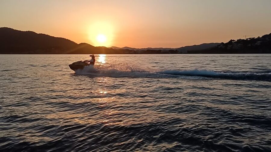 Cala Millor: Jetski Tour of Sea Lion Cave or Caves of Artà - Starting at Cala Bona, not Cala Millor