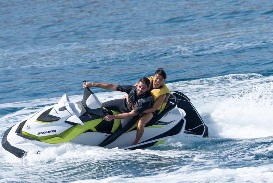 Caleta de Fuste: Jet Ski Circuit Experience - Who should book this ride