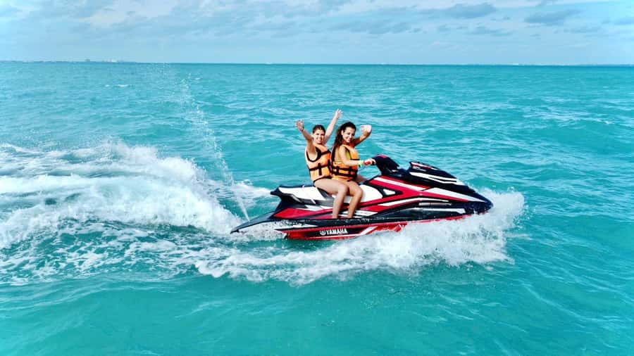 Cancun: Jet Ski Rental in Ocean Side - What happens during the 30-minute activity