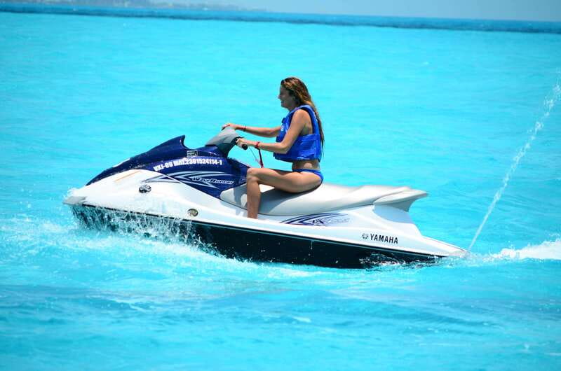 Cancun: Waverunner in Nichupte Lagoon - Key points to know