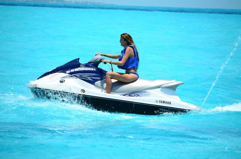 Cancun: Waverunner in Nichupte Lagoon - The real cost: $80 before photos
