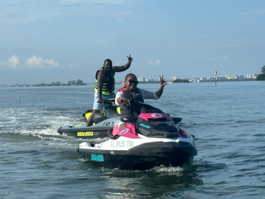 Clearwater: Dolphin Jet Ski Tour - 1 SKI FOR UP TO 3 PEOPLE - Honeymoon Island and Caladesi State Park photo stops