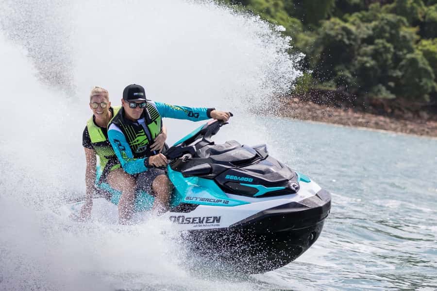 Darwin: Guided Jet Ski Tour - Wildlife watching from a jet ski