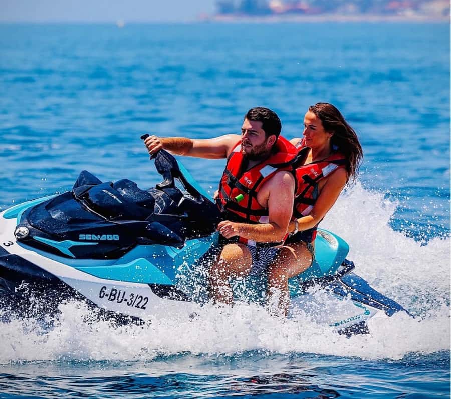 Doha Jet Ski Adventure – Ride the Arabian Waves - How much value do you get for $41?
