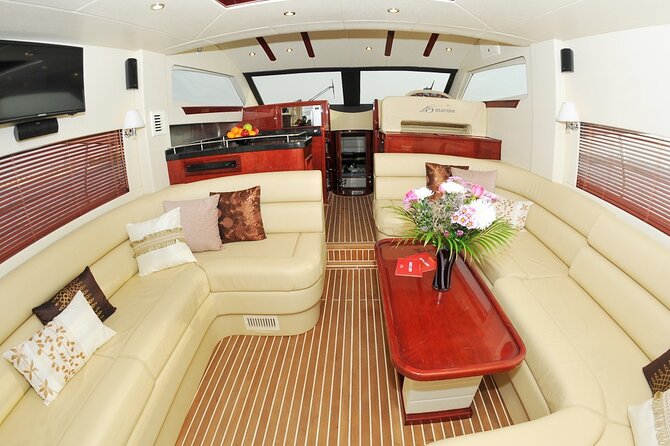 Dubai 3 Hour Private Luxury Yacht Charter with Jet Ski Option - Adding the one-hour Jet Ski option