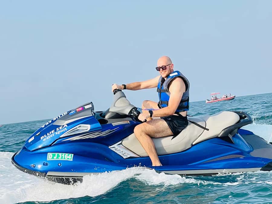 Dubai: Burj Al Arab and Atlantis Jet Ski Tour - How the ride feels for beginners and confident riders