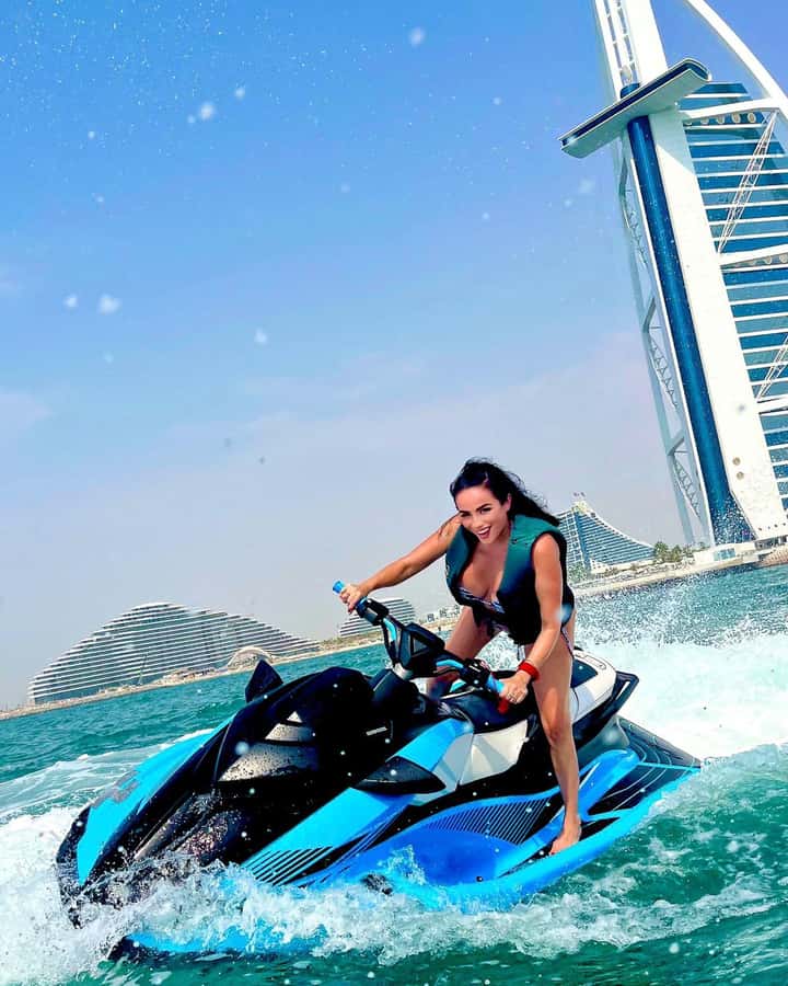 Dubai: Burj Al Arab Jetski Tour - Following the guide to Jumeirah Beach Residence