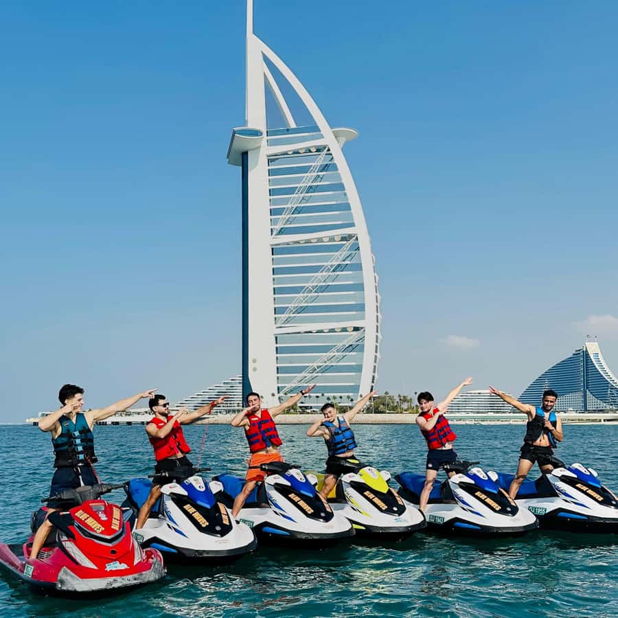 Dubai: Experience Jet Ski to Burj Al Arab +PICTURES & VIDEOS - The guides make a practical difference