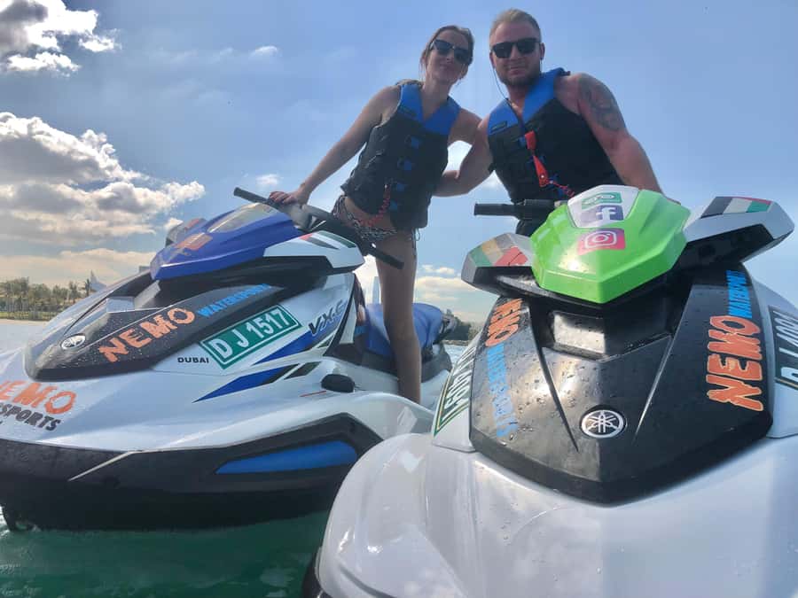 Dubai Jet Ski: Burj Khalifa, Burj Al Arab, Pics & Ice Cream! - Timing, clothing, and comfort