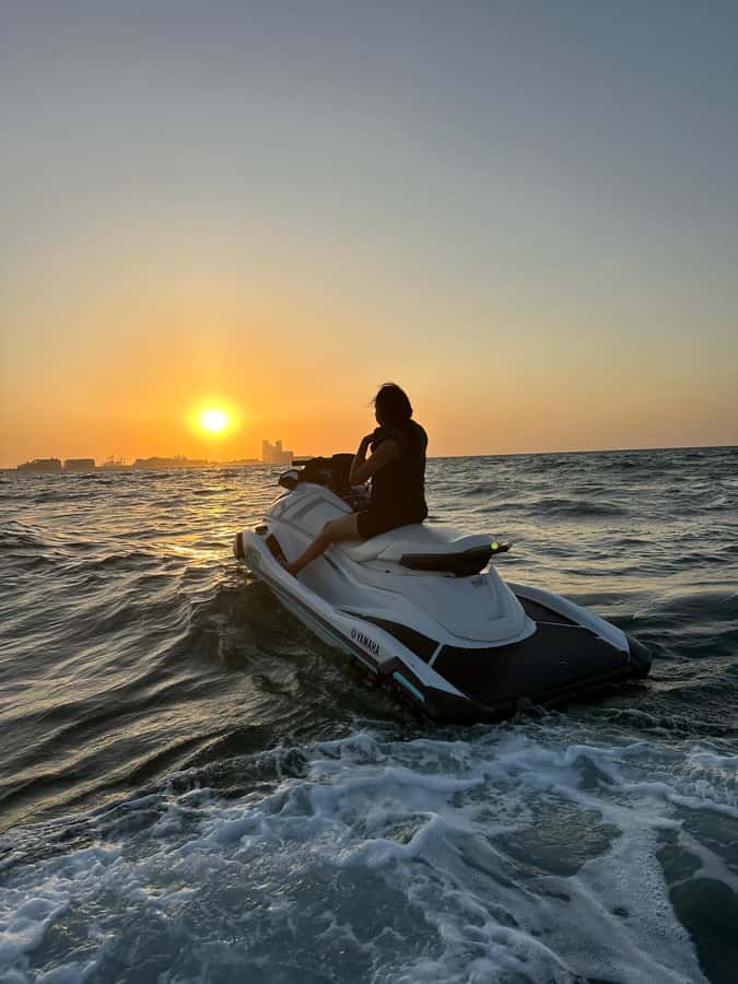 Dubai Jet Ski & Chill? More Like Jet Ski & Thrill! + Coffee - How the guides shape the experience