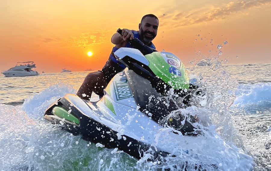 Dubai: Jet Ski Tour to Burj Al Arab and Atlantis - Riding toward the Burj Al Arab