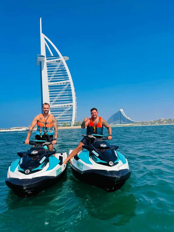 Dubai jet ski: visit the Burj al Arab and Atlantis with photos and videos - Key points to know before you book