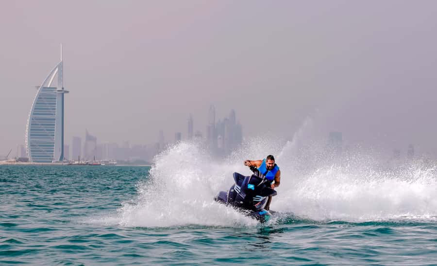 Dubai: Jetski, Burj Khalifa, Burj Al Arab, Juice, & Photos - Weather, safety, and what you should know