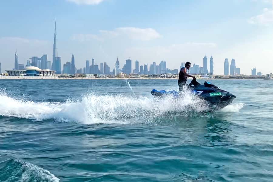 Dubai: Jetski Ride up to 2 People with Photos & Refreshments - Sea conditions and the limits of the route