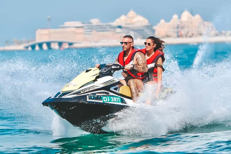 Dubai: Jumeirah Beach Jet Ski Rental for up to 2 People - Your 30 minutes on the water