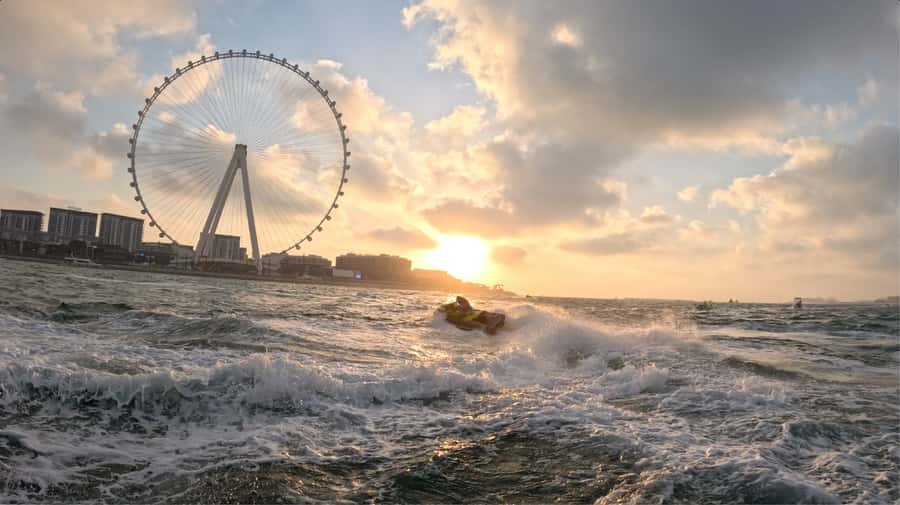 Dubai: Sunrise Jetski Tour with Guide and Photos - Key points at a glance