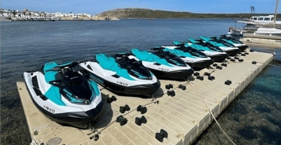 Excursion Jetski, 30 minutes - Fornells, Menorca - Taking the controls off Fornells