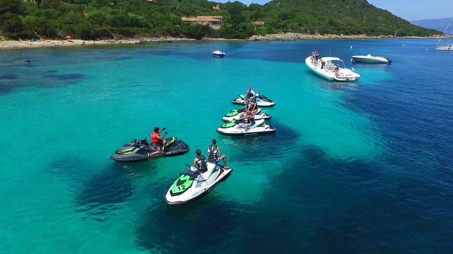 From Propriano, Jetski tour Cala d' Aguillia - 2 h - Who will enjoy this most