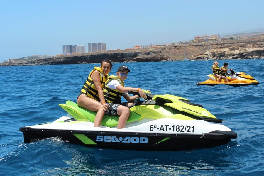 From Puerto Colon : 1 hour adrenaline JetSki tour - Why the jet skis matter