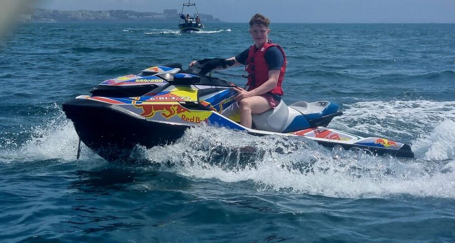 Fuengirola: Jet Ski Rental - Sport Mode, Spray, and a Little Freedom