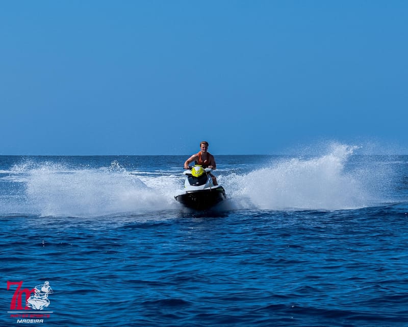 Funchal: Jet Ski Circuit - Riding in the Designated Sea Area