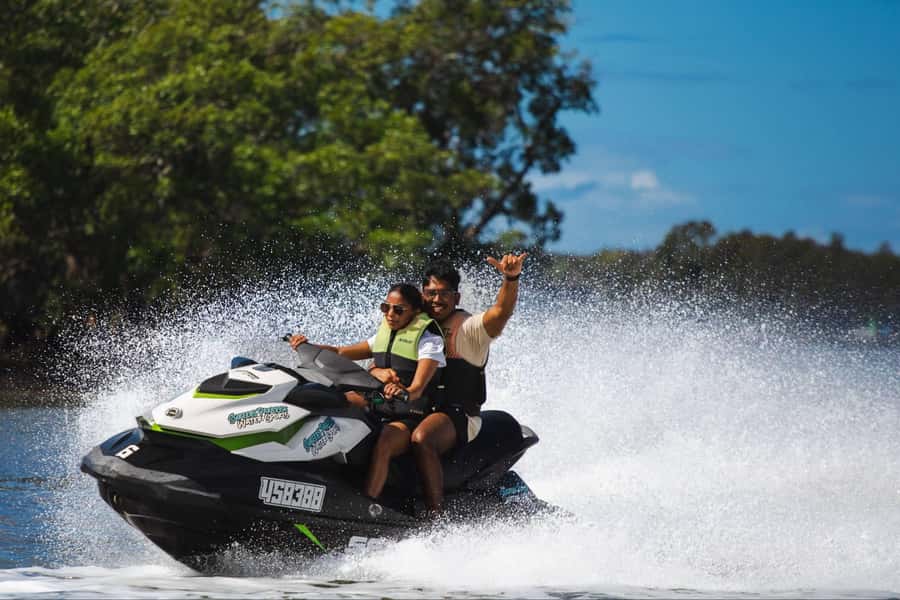 Gold Coast: 1-Hour Jet Ski Ride -No slow zones + Free Photos - What the guides do well