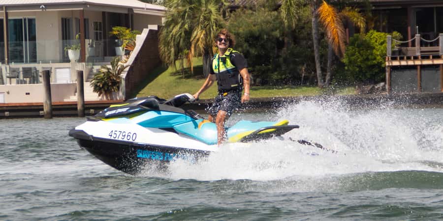 Gold Coast: 30-Minute Jet Ski - No Slow Zones - Free Photos - The free-photo issue needs attention