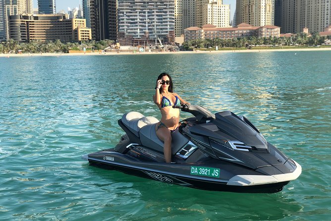 Jet ski Dubai 30 minute Guided Sightseeing Tour - Seeing the Palm island by jet ski