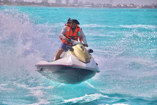 Jet Ski Rental in Cancun for 2 People - Lagoon water or open Cancun sea