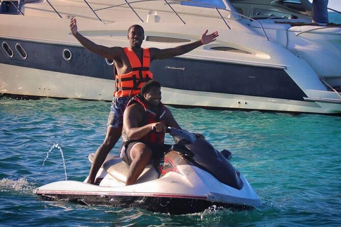 Jet Ski Rental in Cancun for 2 People - The actual ride and the equipment