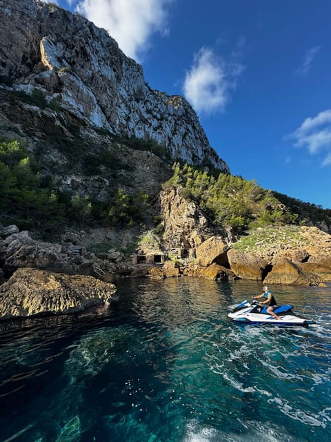 Jet Ski to Margaritas Islands from San Antonio - No License - Should you book the San Antonio jet ski tour?