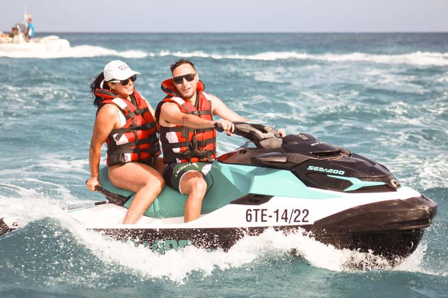 Jet Ski Tour Corralejo, Isla de Lobos - Sharing a jet ski and age rules