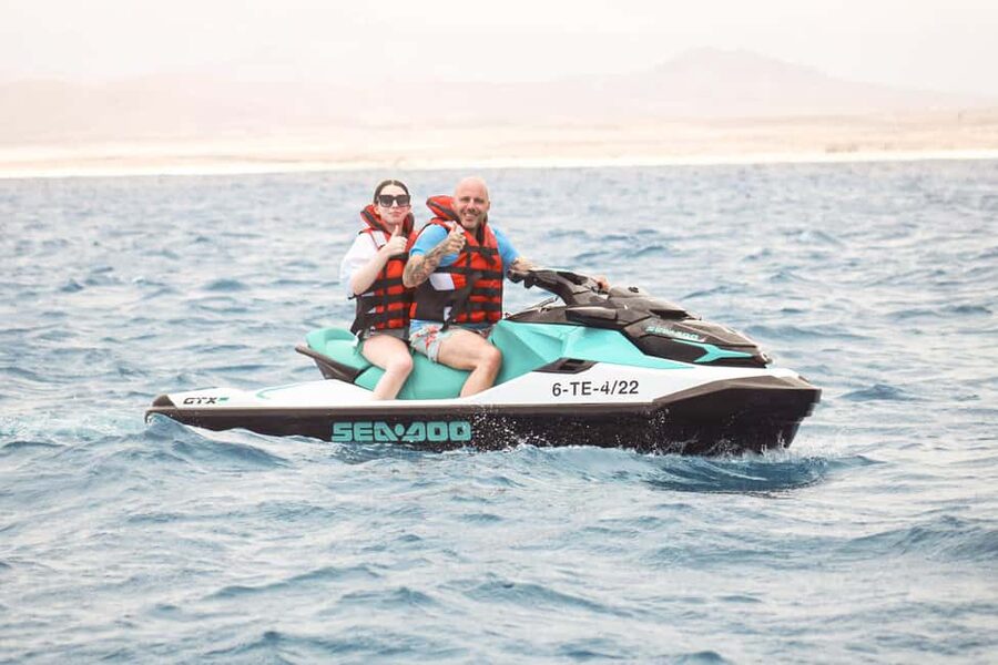 Jet Ski Tour Corralejo, Isla de Lobos - Who will enjoy this most