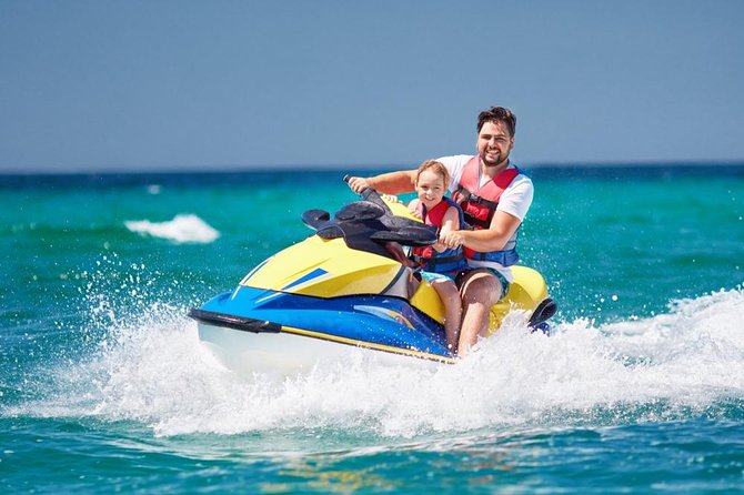 Jet Ski Tour in Dubai duration 30min Burj Al Arab - Free drinks and the small comforts