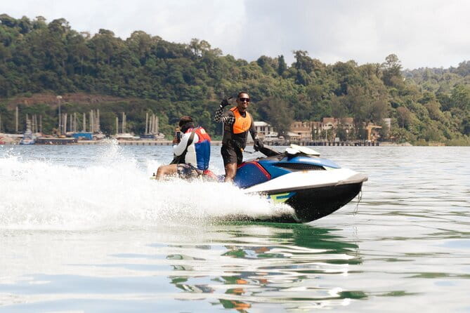 Jet Ski Tour Ruby Package - Eagle Square and Langkawi’s famous symbol