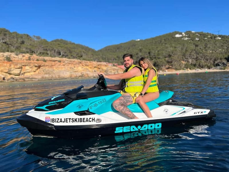 JET SKI TOUR TO Cala Salada FROM Puerto de San Antonio - Riding from Puerto de San Antonio toward Cala Salada